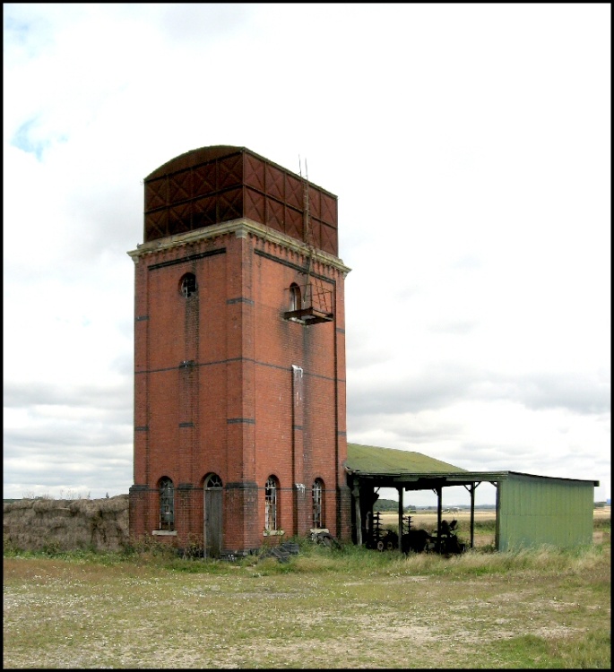 Disused Water Tower, Bardney, Lincolnshire