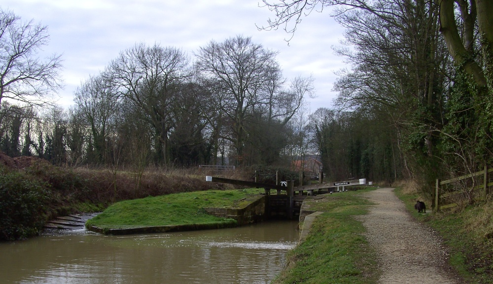 Feeder Lock, Chesterfield Canal, Worksop, Nottinghamshire