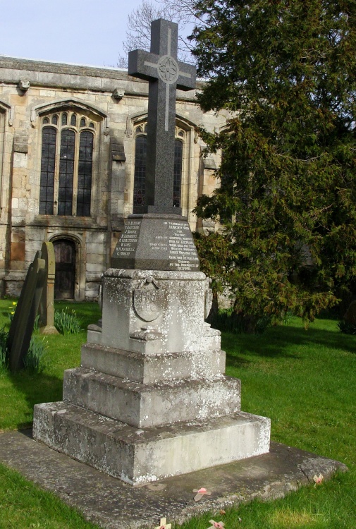 War Memorial, Tuxford, Nottinghamshire