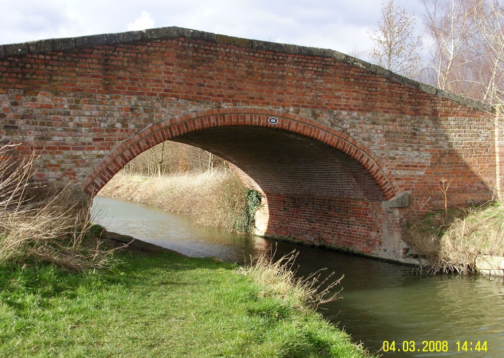 Chesterfield Canal, Clayworth, Nottinghamshire