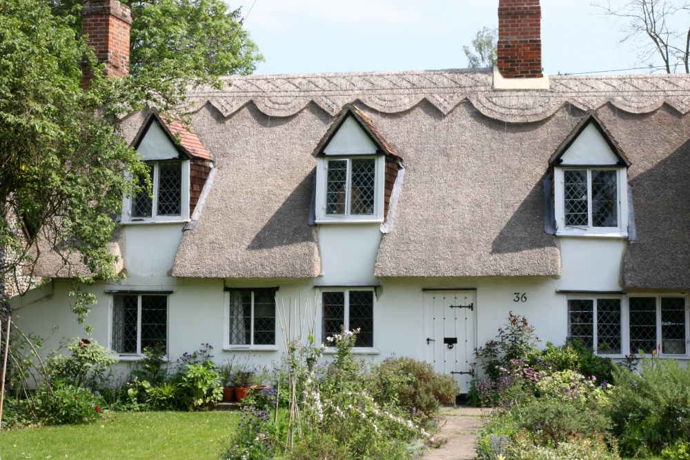 Thatched cottage in Dalham