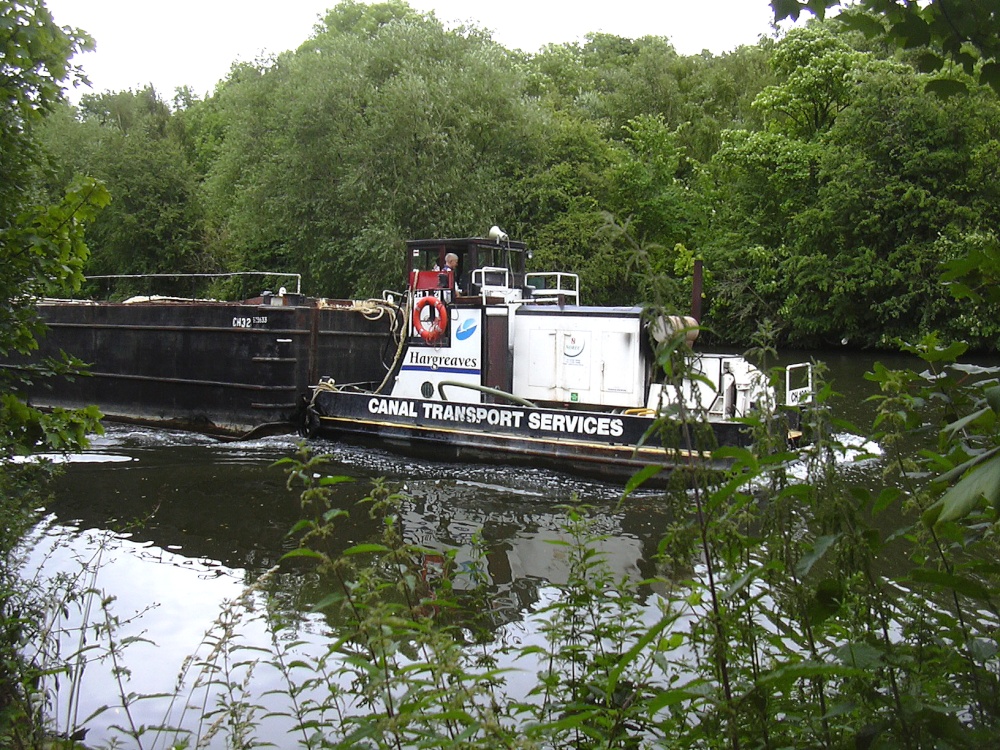 Workboat on the River Don at Sprotbrough