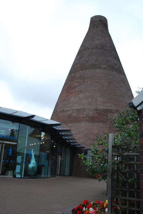 The Red House Glass Cone, Wordsley