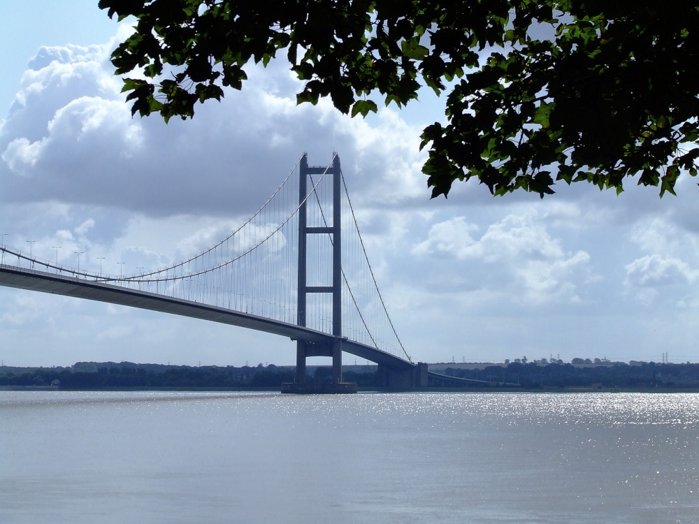 The Humber bridge as seen from the entrance to the park