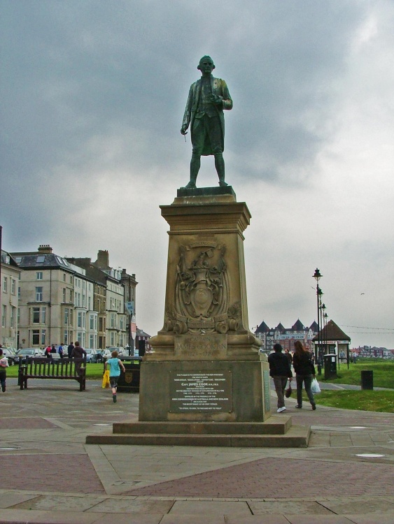 Captain Cook Statue