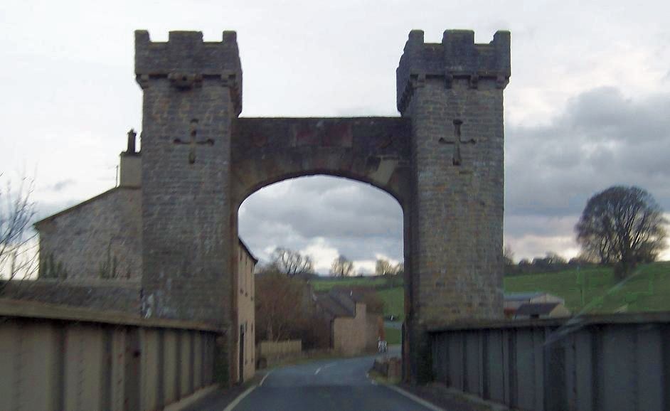 Ancient bridge on the way to Middleham Castle