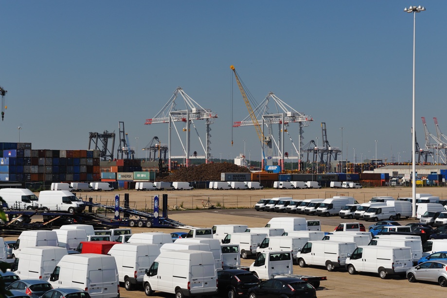 Southampton Container Terminal new cranes