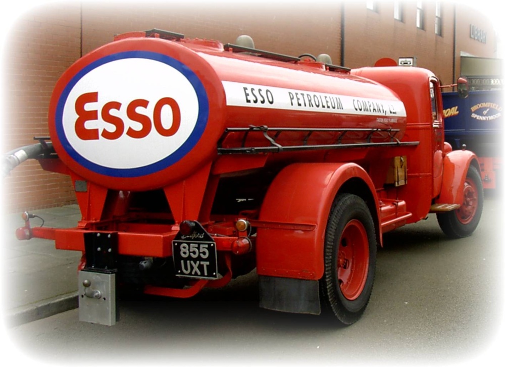 Esso truck at Tram Sunday, Fleetwood