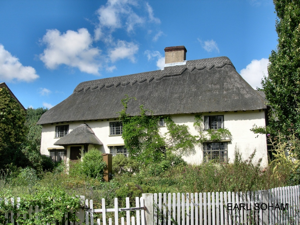 Thatched cottage in Earl Soham