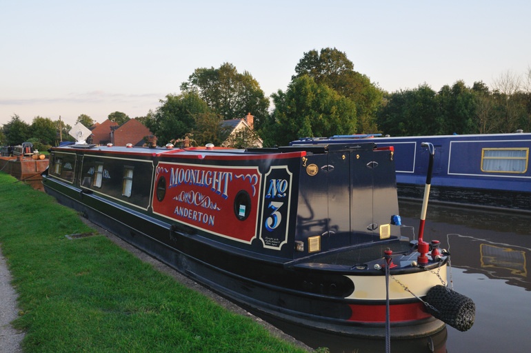 Canal Boats near Barbridge - Aug 09
