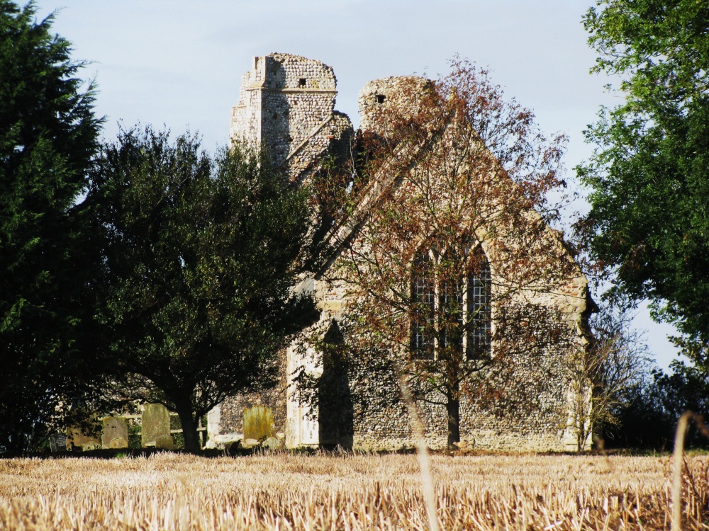 The ruins of Billockby Church also part of Fleggburgh