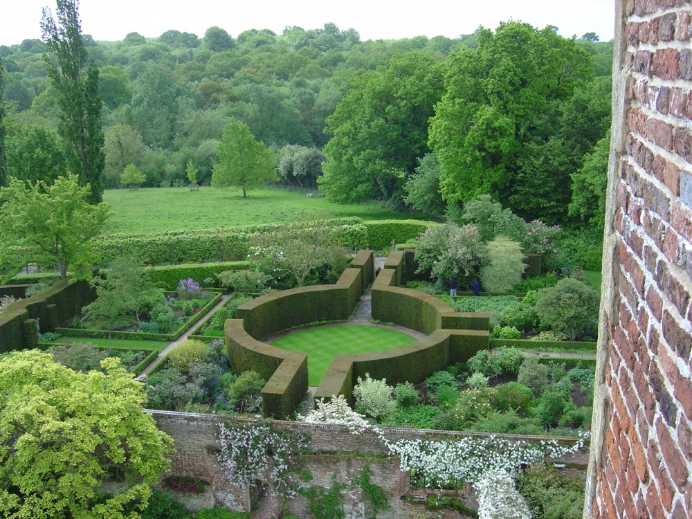 Sissinghurst Castle - Garden