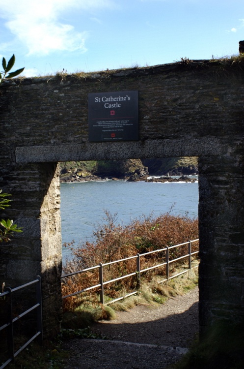 The entrance to St Catherine's Castle grounds.