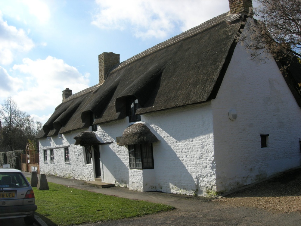 Clare Cottage, Helpstone