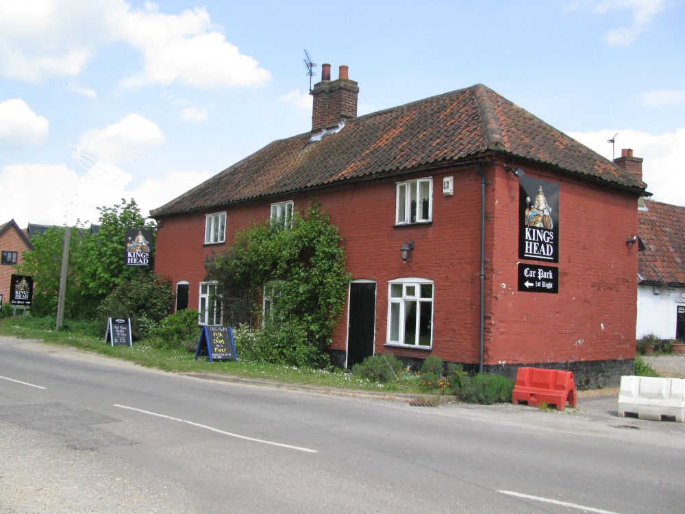 Front of the Kings Head Pub