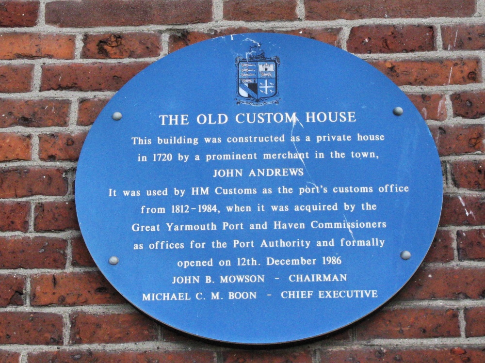 Plaque about Old Customs House