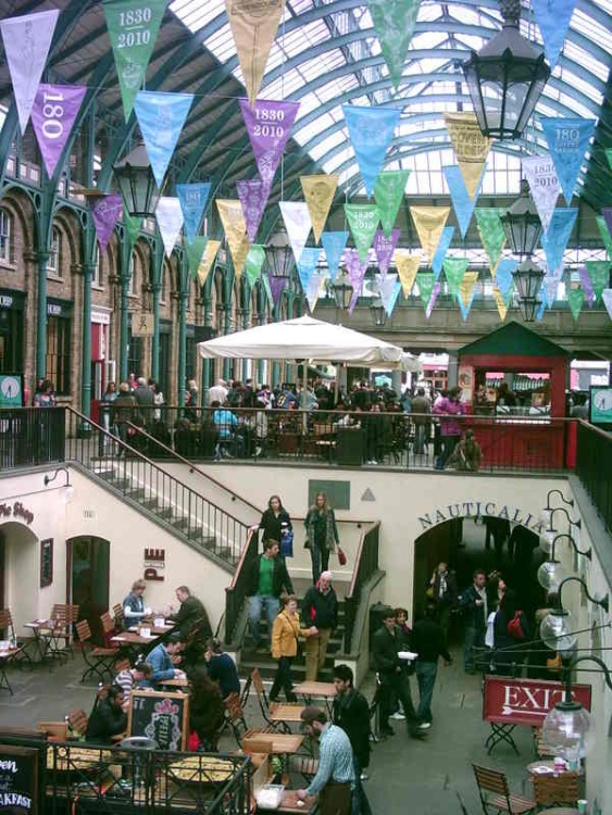 The ever vibrant Covent Garden - Part 2