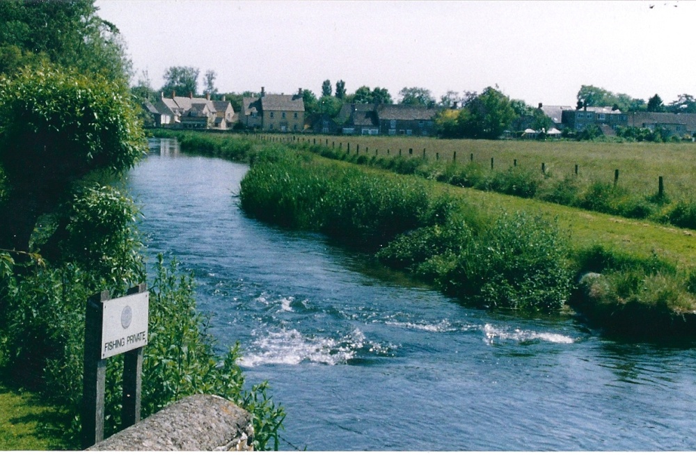 Lechlade--River Coln