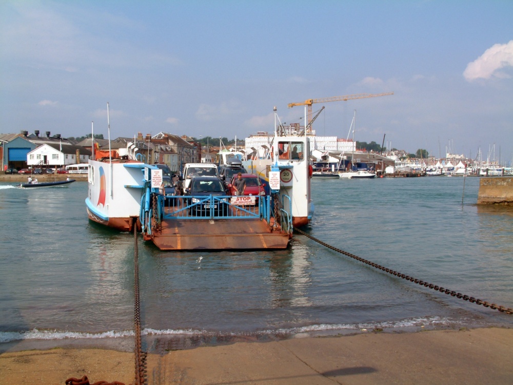 Cowes Ferry