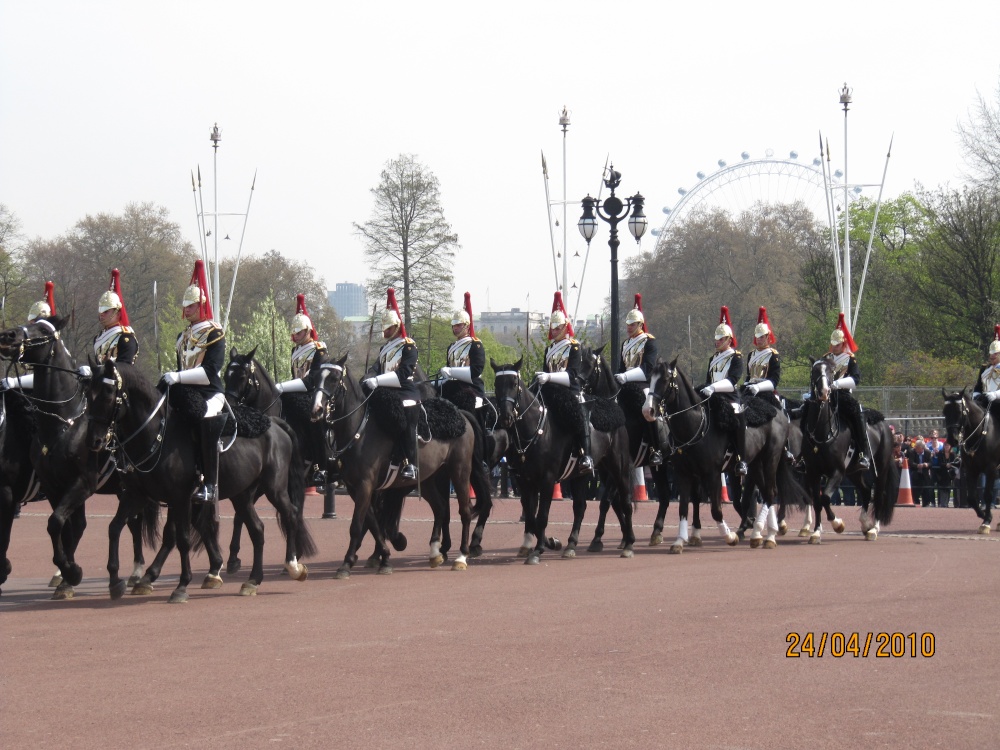 Changing the Guard, Buckingham Palace