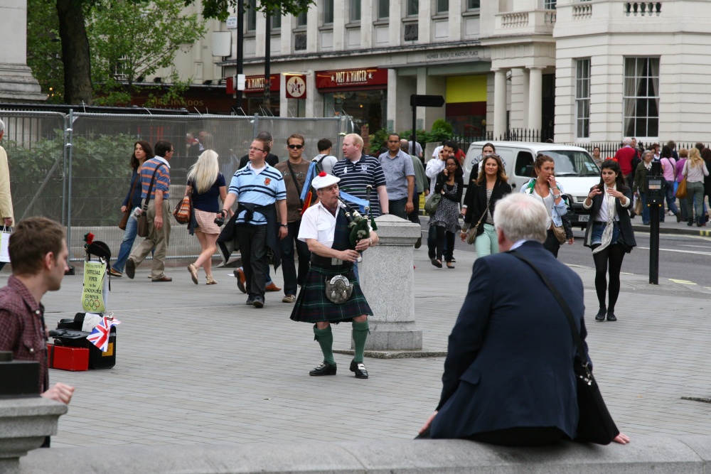 Pat the Piper in Trafalgar Square