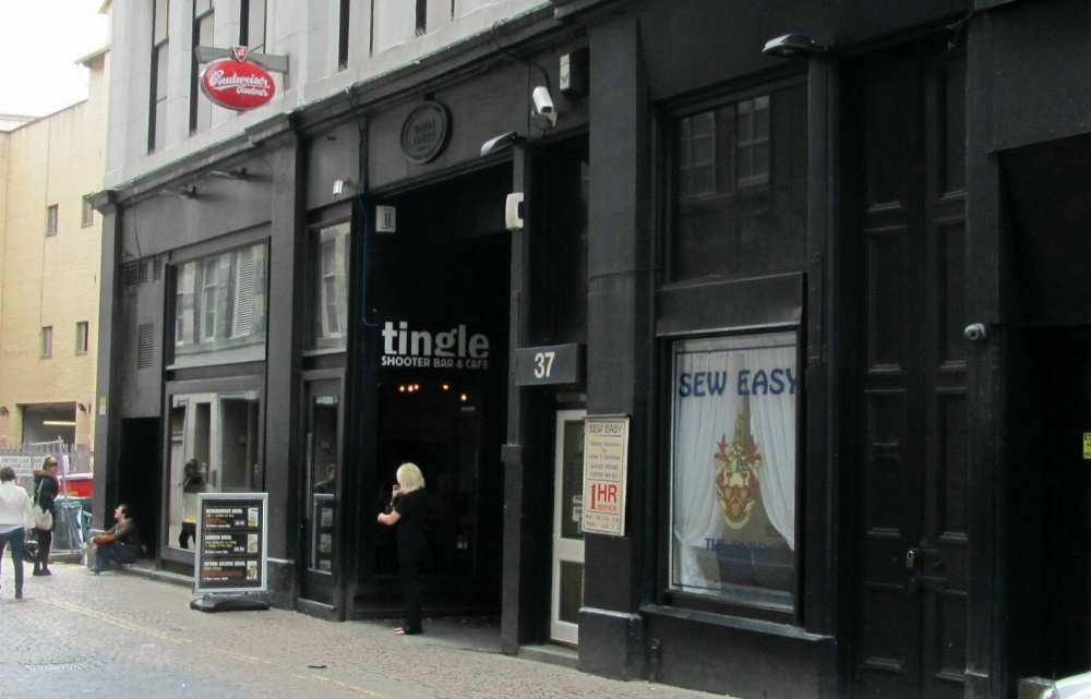 Tingle Shooter Bar & Cafe