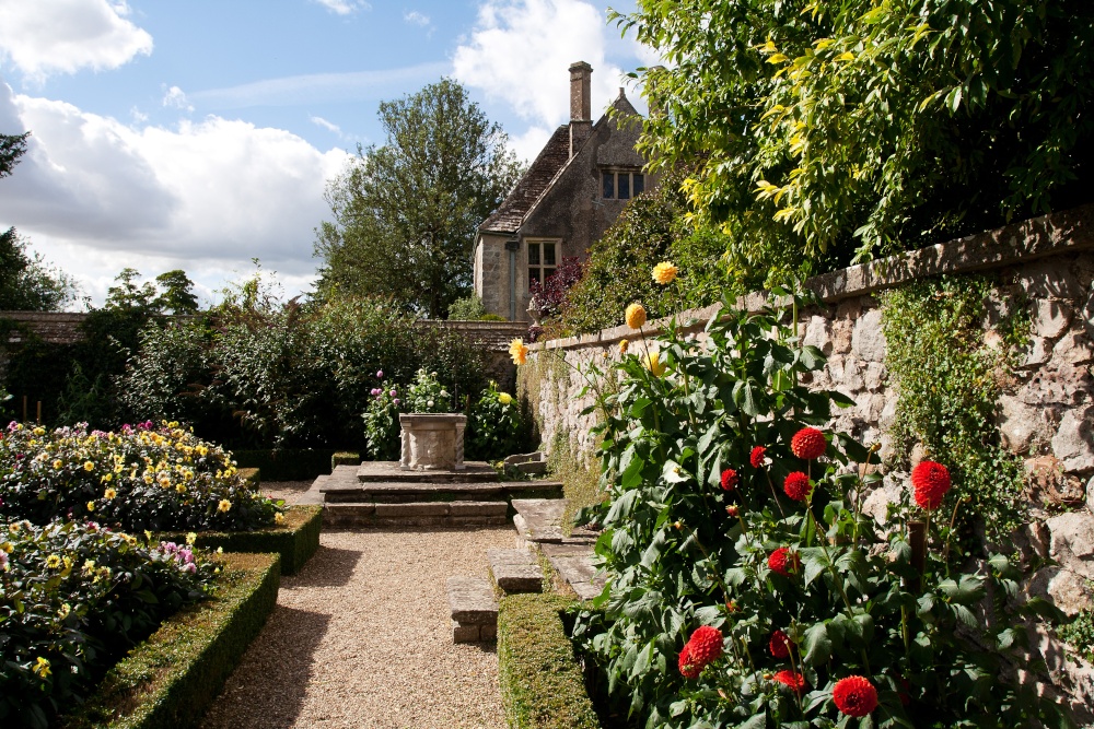 Avebury Manor and Gardens