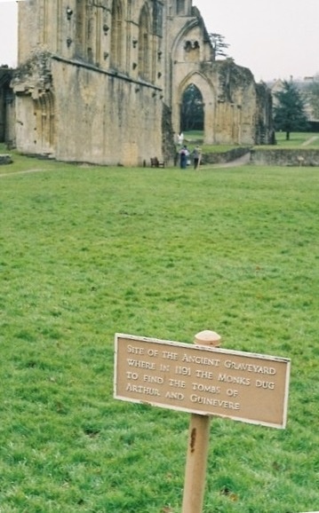 Arthur's tomb