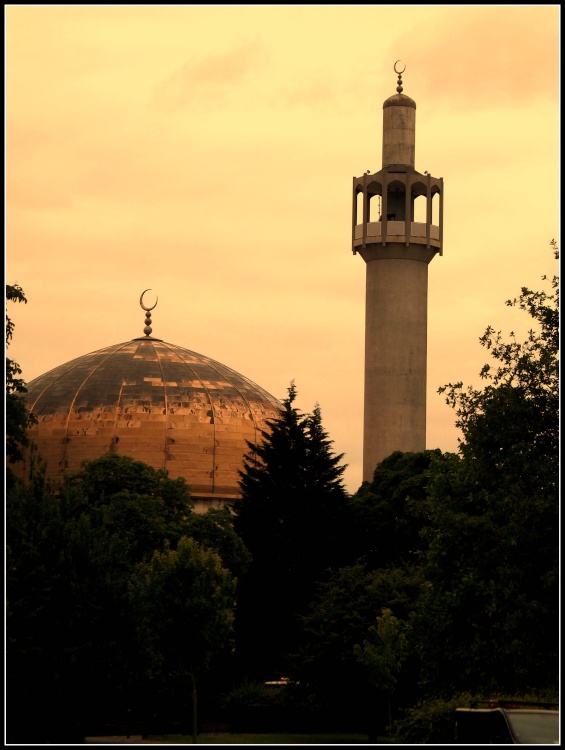 London Central Mosque near Regents Park, London