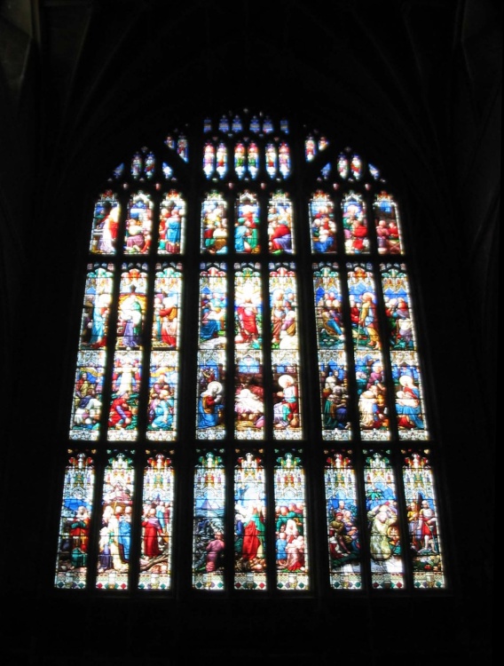 Gloucester Cathedral Stained Glass (2) - June 2003