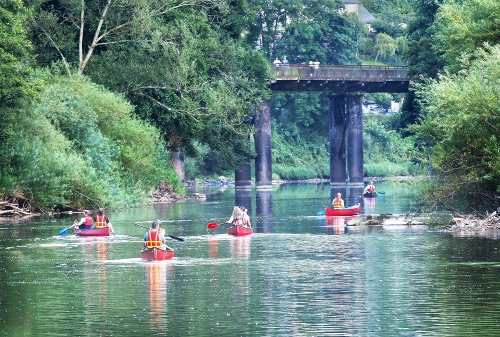 Canoeing the River Wye , Redbrook..