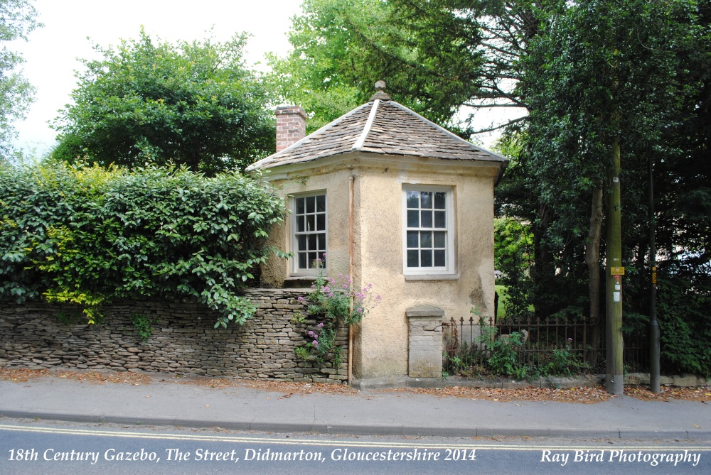 Gazebo, Kingsmead House, Didmarton, Gloucestershire 2014