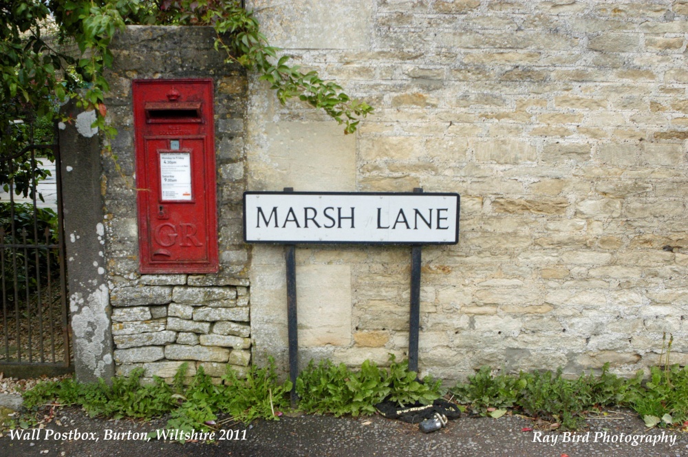 Wall Postbox, Marsh Lane, Burton, Wiltshire 2011
