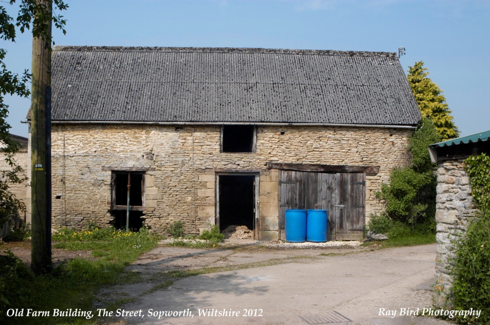 Old Farm Shed, Sopworth, Wiltshire 2012