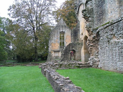 Minster Lovell Hall & Dovecote