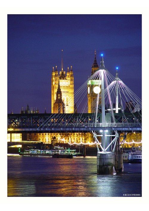 Big Ben at night in London