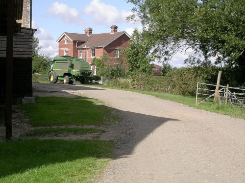 Hill House, Ford End