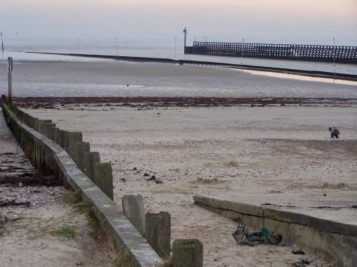 Beach at Littlehampton, West Sussex on a Winters day 2007