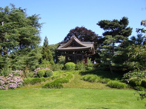 Chinese gate  Kew