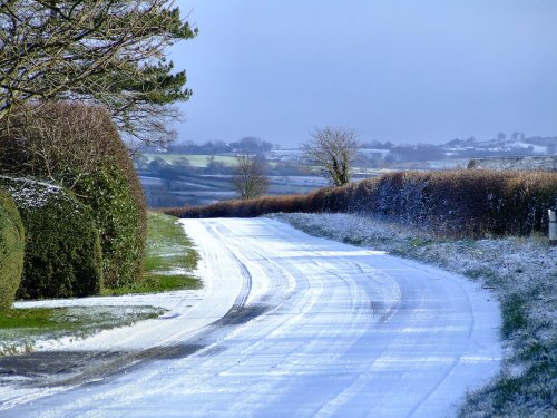 Country lane at Bossall