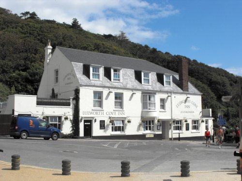 Lulworth Cove Inn