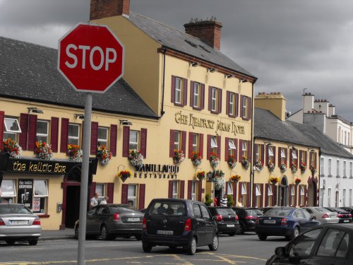 Kells Street scene