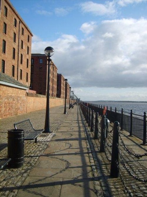 Albert Docks 2