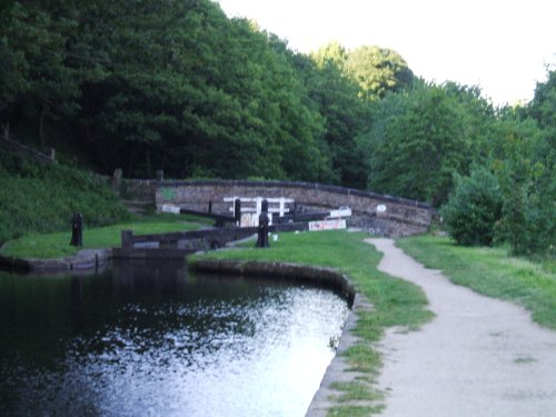 Huddersfield narrow Canal, Linthwaite