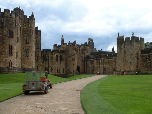 Alnwick Castle  5 July 2007