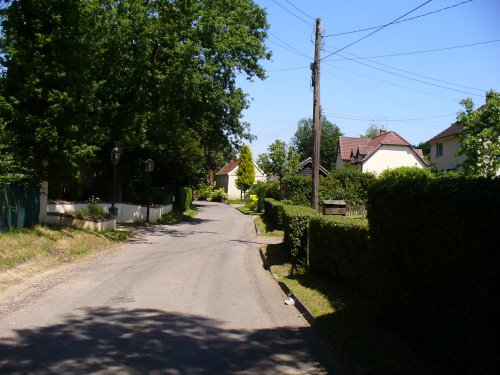 Athelington Road, Horham