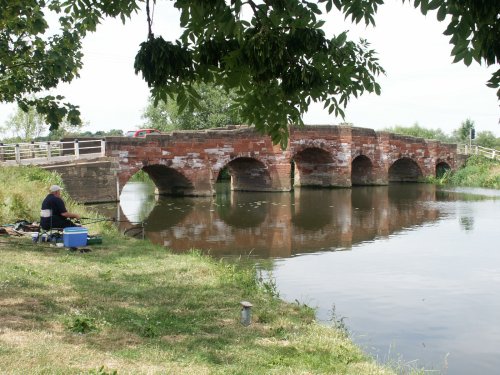 Eckington Bridge