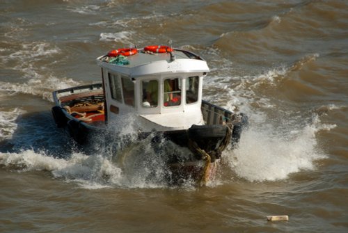 Thames boat