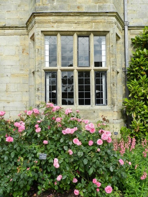 Wakehurst Place