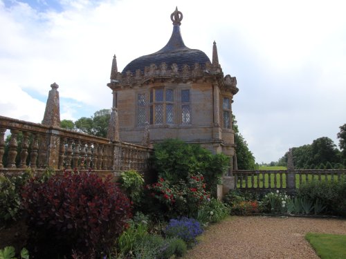 Montacute House